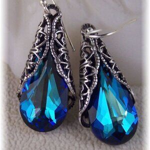 Elegant Blue Teardrop Earrings